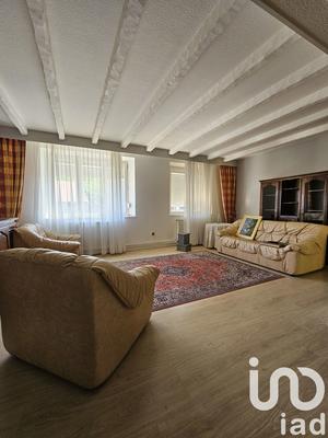 Maison - 174 m² - 5 pièces