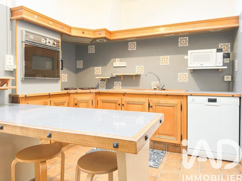 Maison de ville - 212 m² - 7 pièces