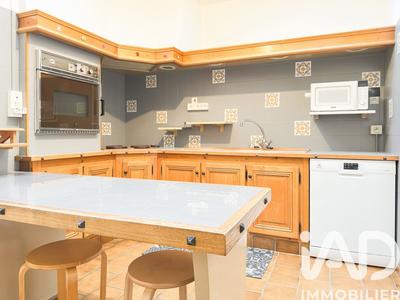 Maison de ville - 212 m² - 7 pièces