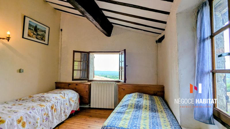 Maison - 87 m² - 5 pièces