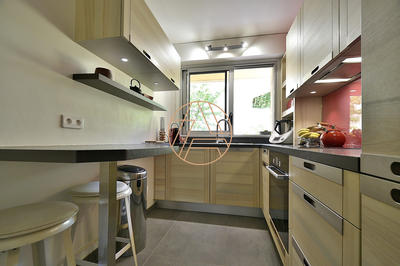 Appartement - 101 m² - 5 pièces