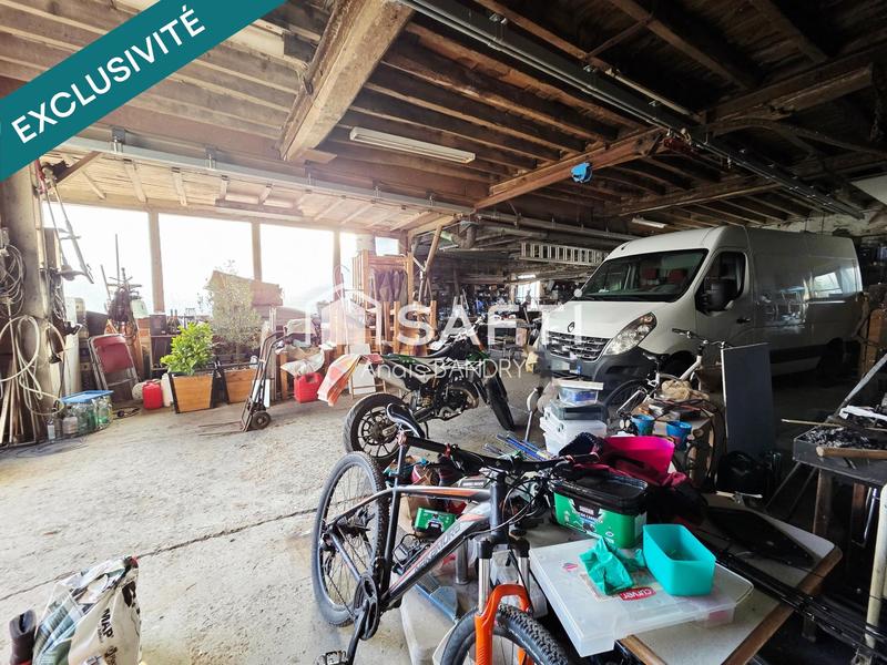 Maison - 175 m² - 10 pièces