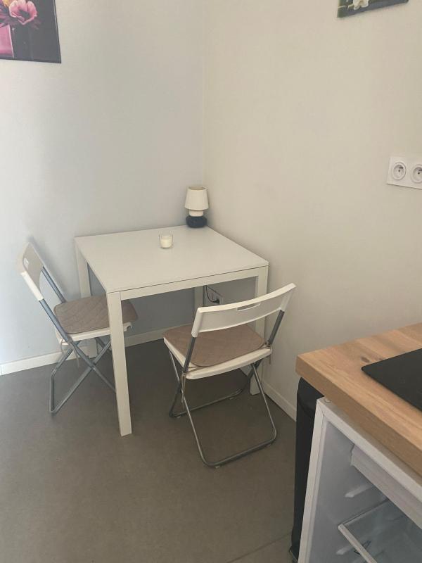 Studio - 19 m² - 1 pièce