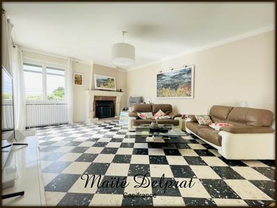 Maison - 140 m² - 6 pièces