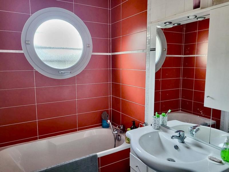 Appartement - 83 m² - 4 pièces