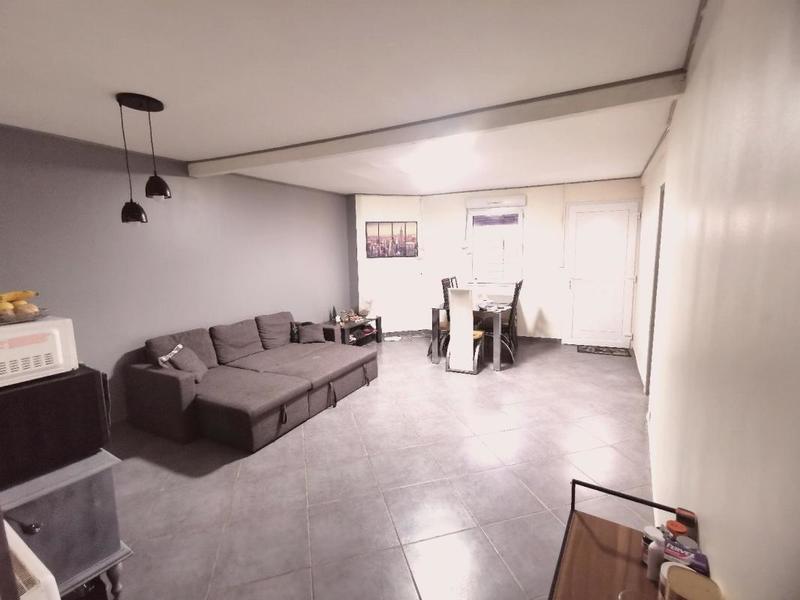 Maison - 159 m² - 6 pièces