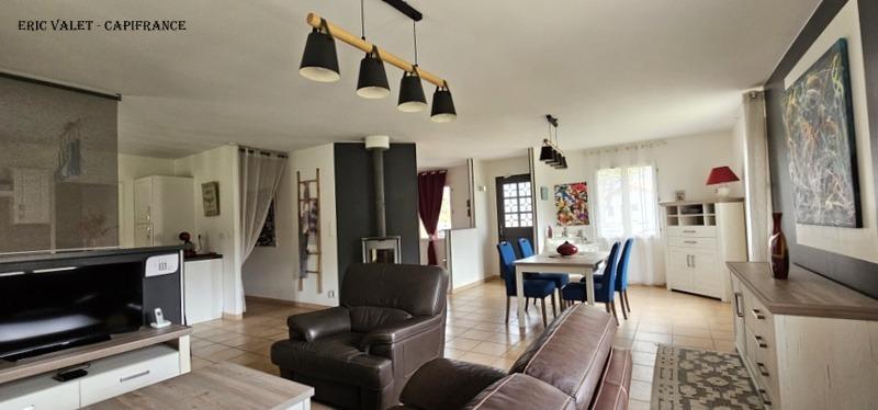 Maison - 104 m² - 4 pièces