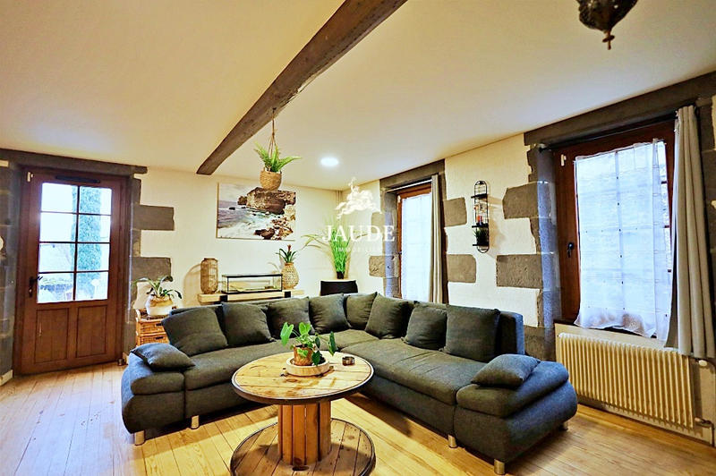 Maison - 152 m² - 6 pièces