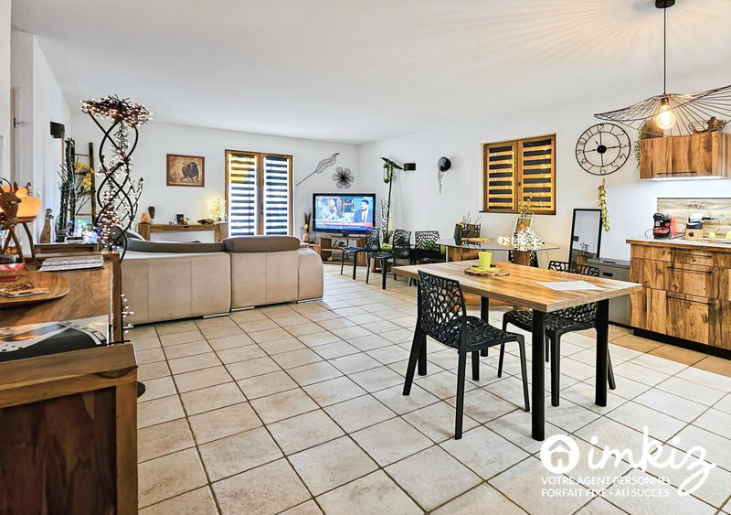 Maison - 84 m² - 4 pièces