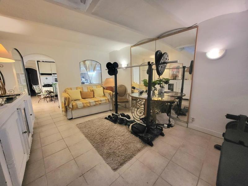 Maison - 177 m² - 6 pièces