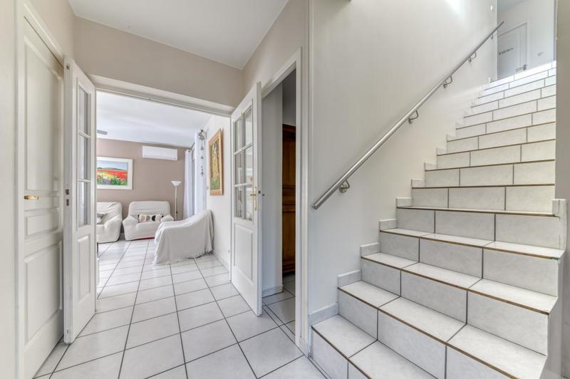 Pavillon - 133 m² - 6 pièces