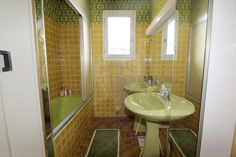 Maison - 155 m² - 10 pièces