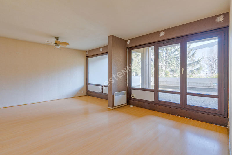 Appartement - 92 m² - 4 pièces