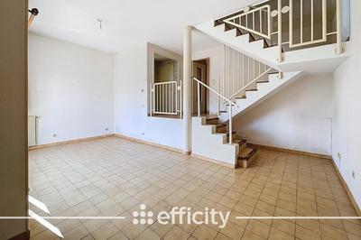 Maison - 86 m² - 4 pièces