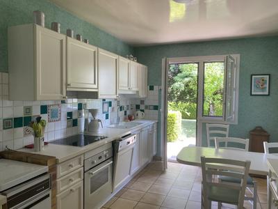 Maison traditionnelle - 147 m² - 7 pièces