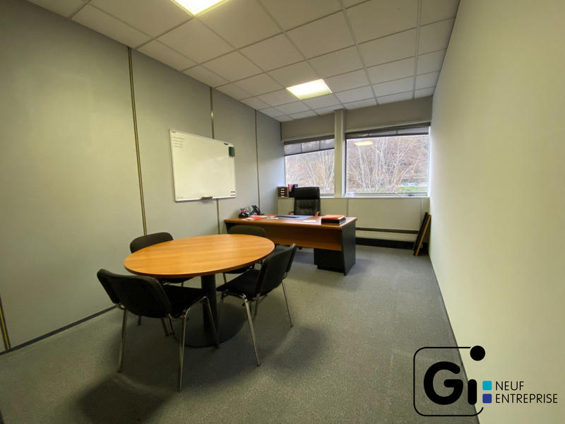 Bureau - 300 m² - 12 pièces