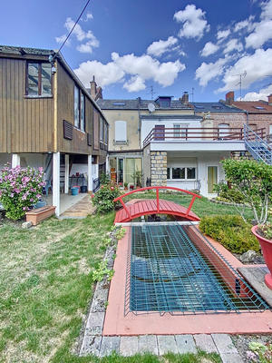 Maison - 175 m² - 7 pièces