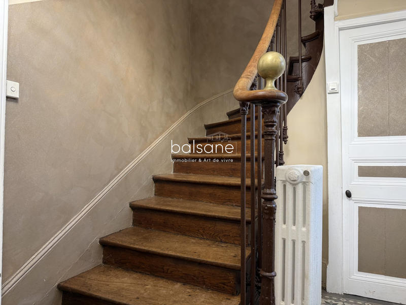 Maison - 152 m² - 6 pièces