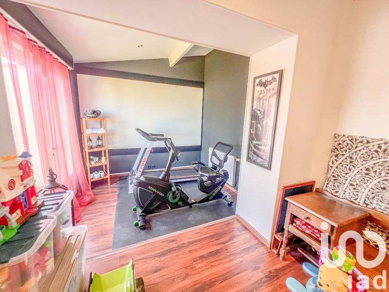 Maison - 220 m² - 8 pièces