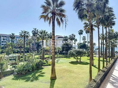 Appartement - 127 m² - 3 pièces