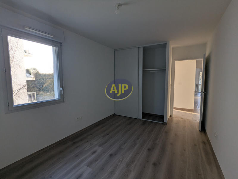 Appartement - 81 m² - 4 pièces