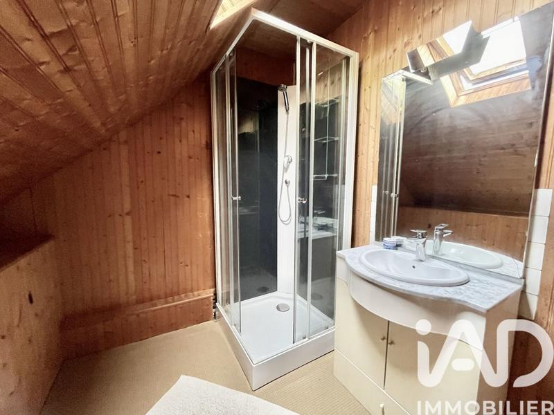 Maison - 254 m² - 7 pièces