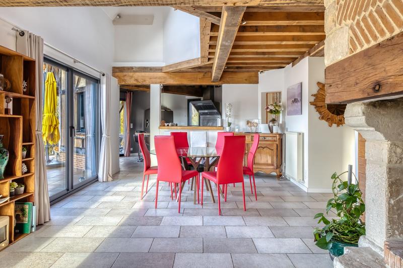 Maison - 273 m² - 7 pièces