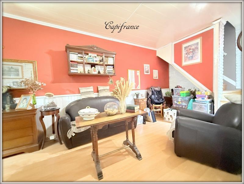 Maison - 95 m² - 5 pièces