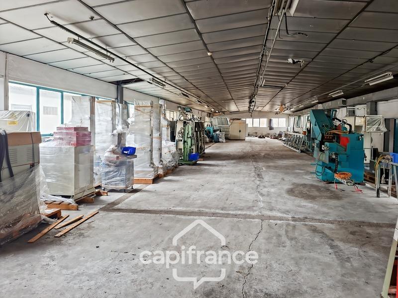 Bureau - 3 800 m² - 6 pièces