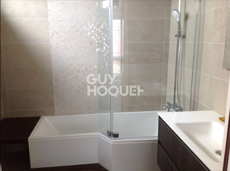 Maison - 166 m² - 4 pièces