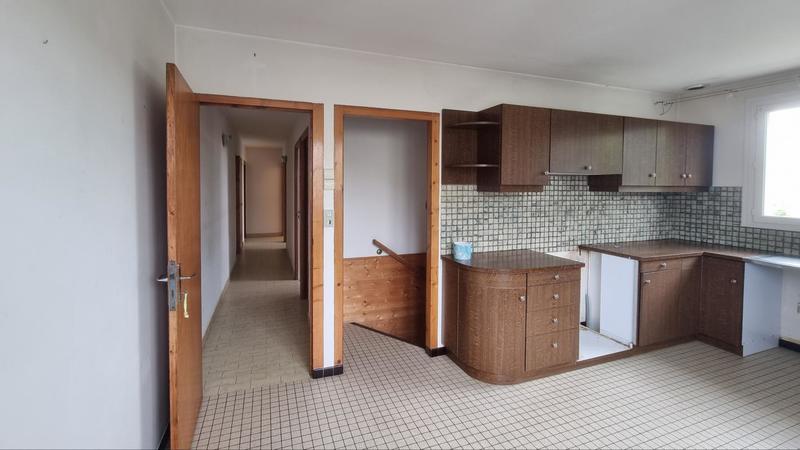 Pavillon - 150 m² - 7 pièces