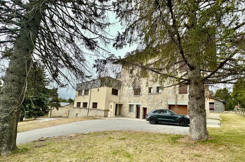 Appartement - 165 m² - 5 pièces