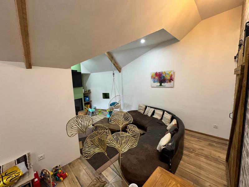 Maison - 195 m² - 7 pièces