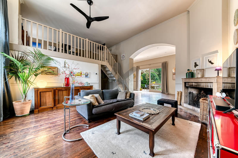 Appartement - 167 m² - 6 pièces