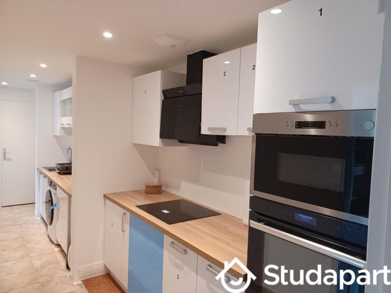 Chambre - 9 m² - 1 pièce