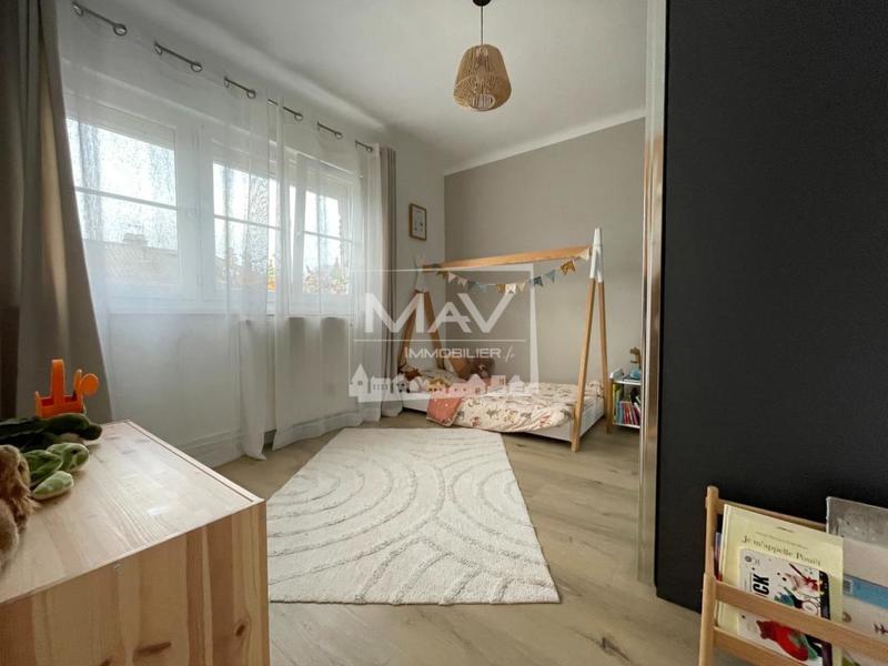 Maison - 103 m² - 5 pièces