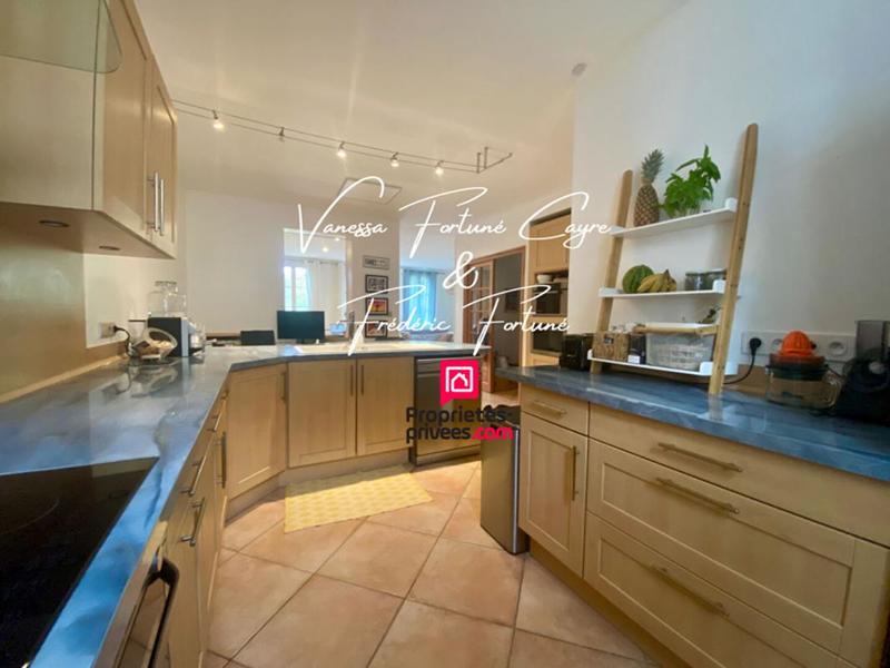 Maison - 150 m² - 5 pièces