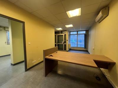 Local commercial - 173 m²