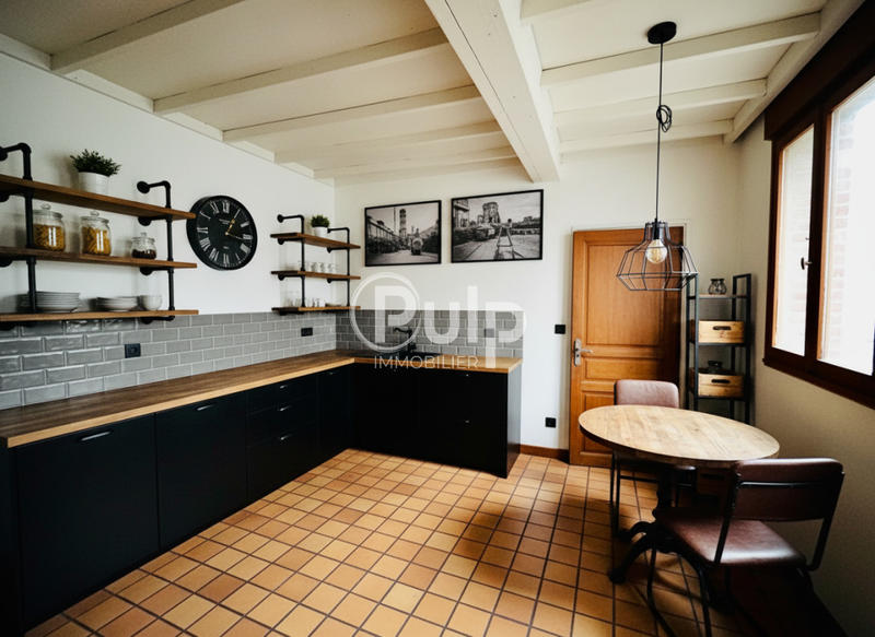 Maison - 141 m² - 7 pièces