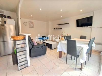 Appartement - 82 m² - 4 pièces