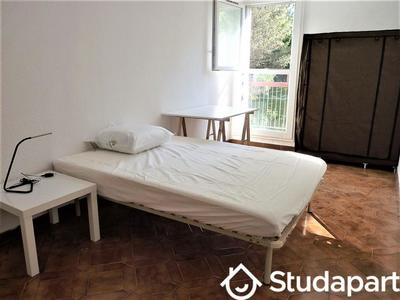 Chambre - 9 m² - 1 pièce