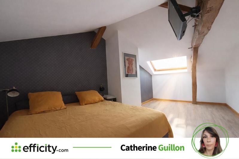 Maison - 229 m² - 7 pièces