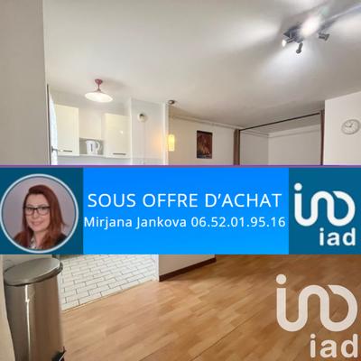 Studio - 30 m² - 1 pièce