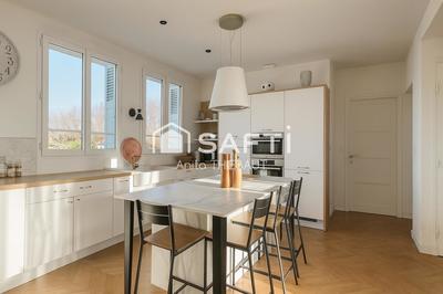 Appartement - 80 m² - 3 pièces