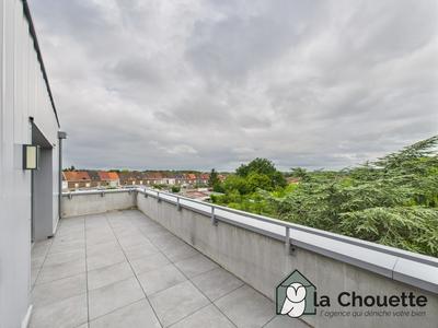 Appartement - 98 m² - 4 pièces
