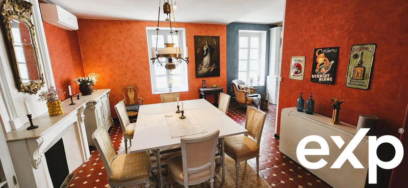 Maison traditionnelle - 177 m² - 7 pièces