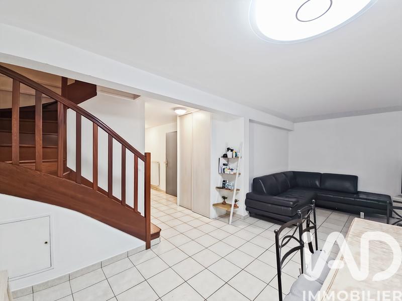 Maison - 89 m² - 5 pièces