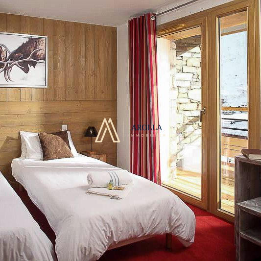 Immeuble - 1 070 m²