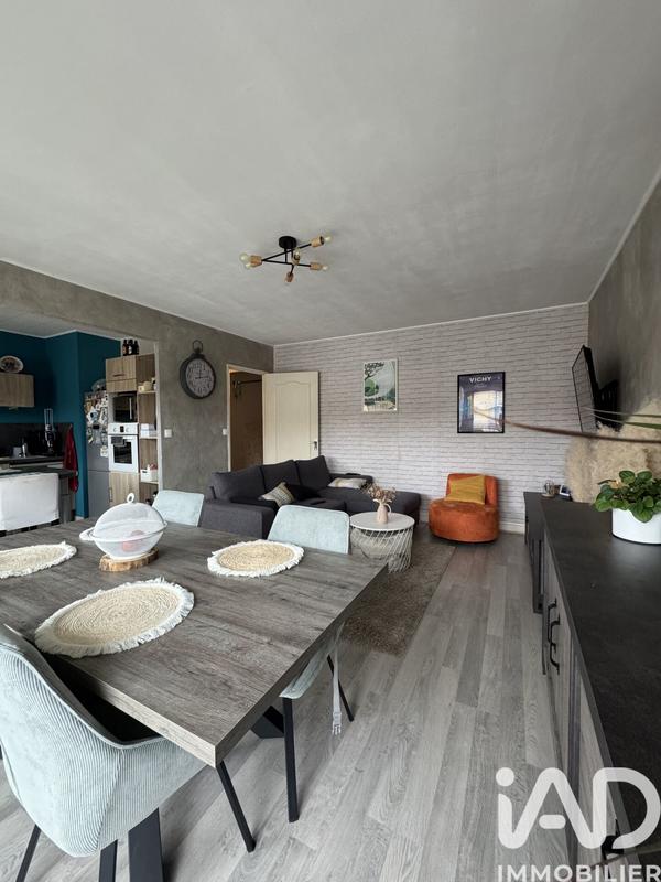 Appartement - 82 m² - 4 pièces