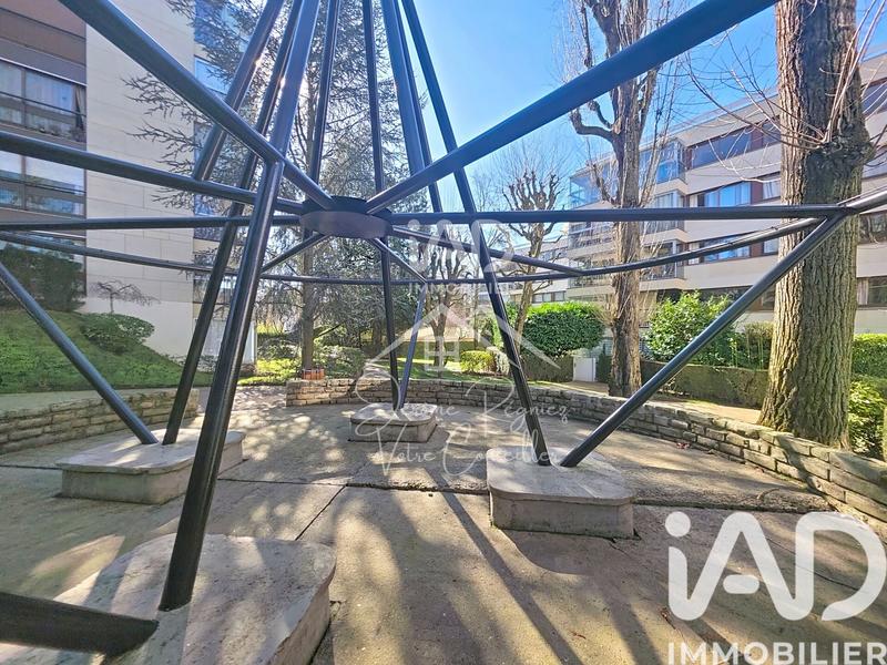 Appartement - 107 m² - 6 pièces